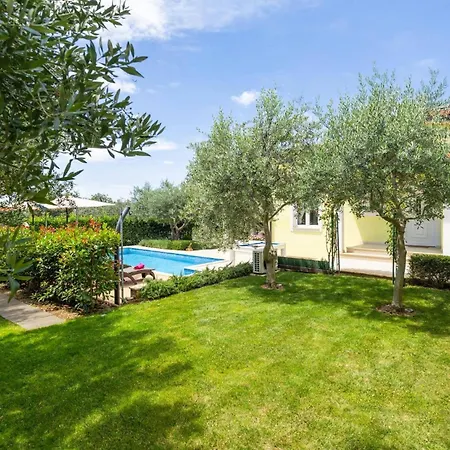 Villa Ladonja By *