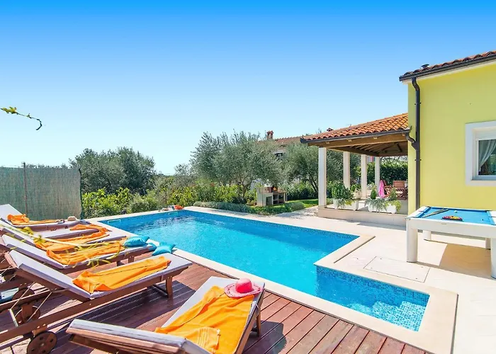 Ladonja By Вілла